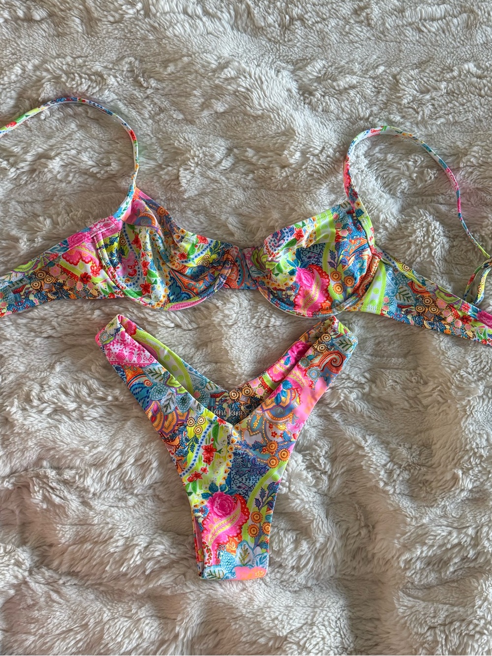 Kulani Kinis Dreamscape bikini set - Small top, XS bottom - NWOT